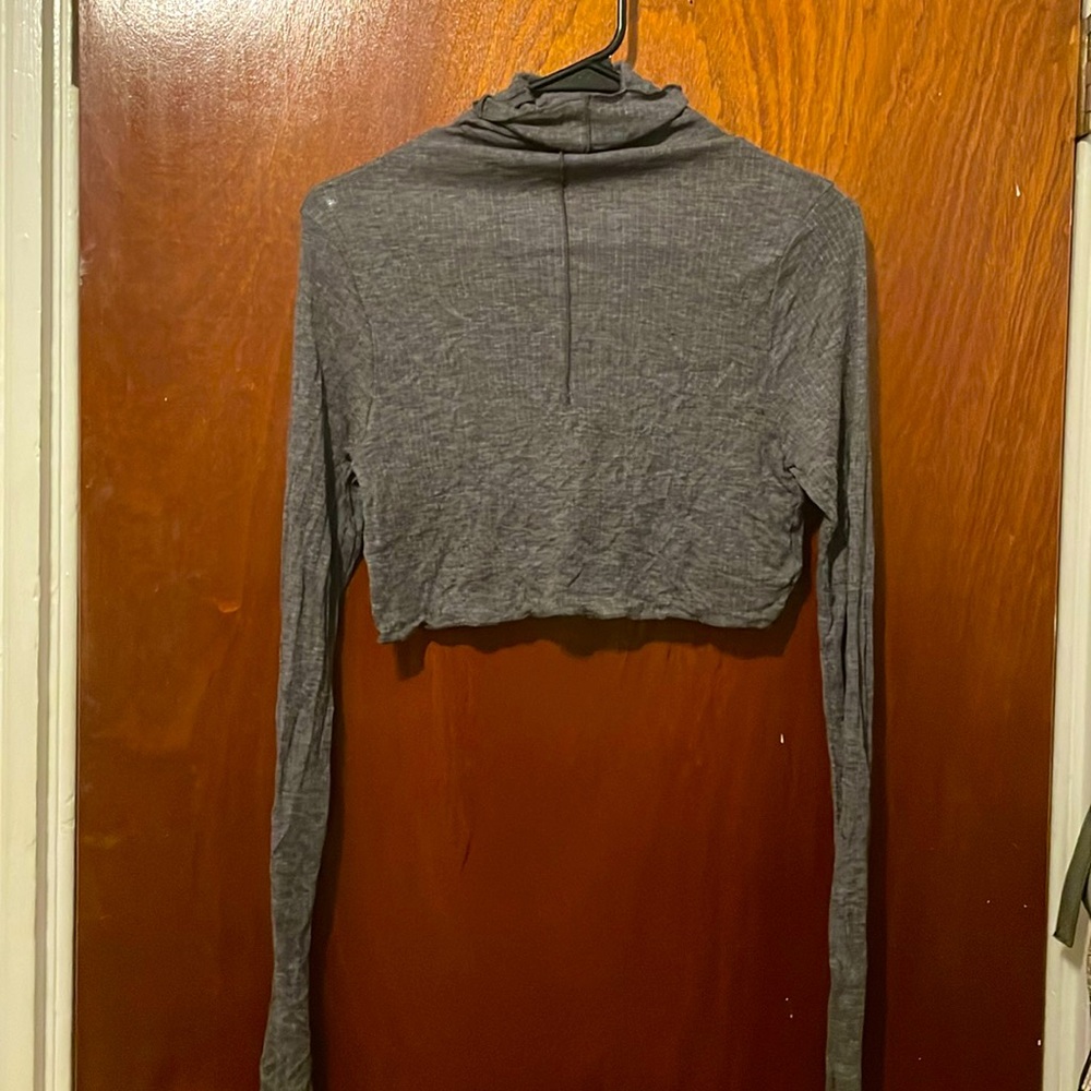 Oak + Fort Long sleeve turtleneck crop